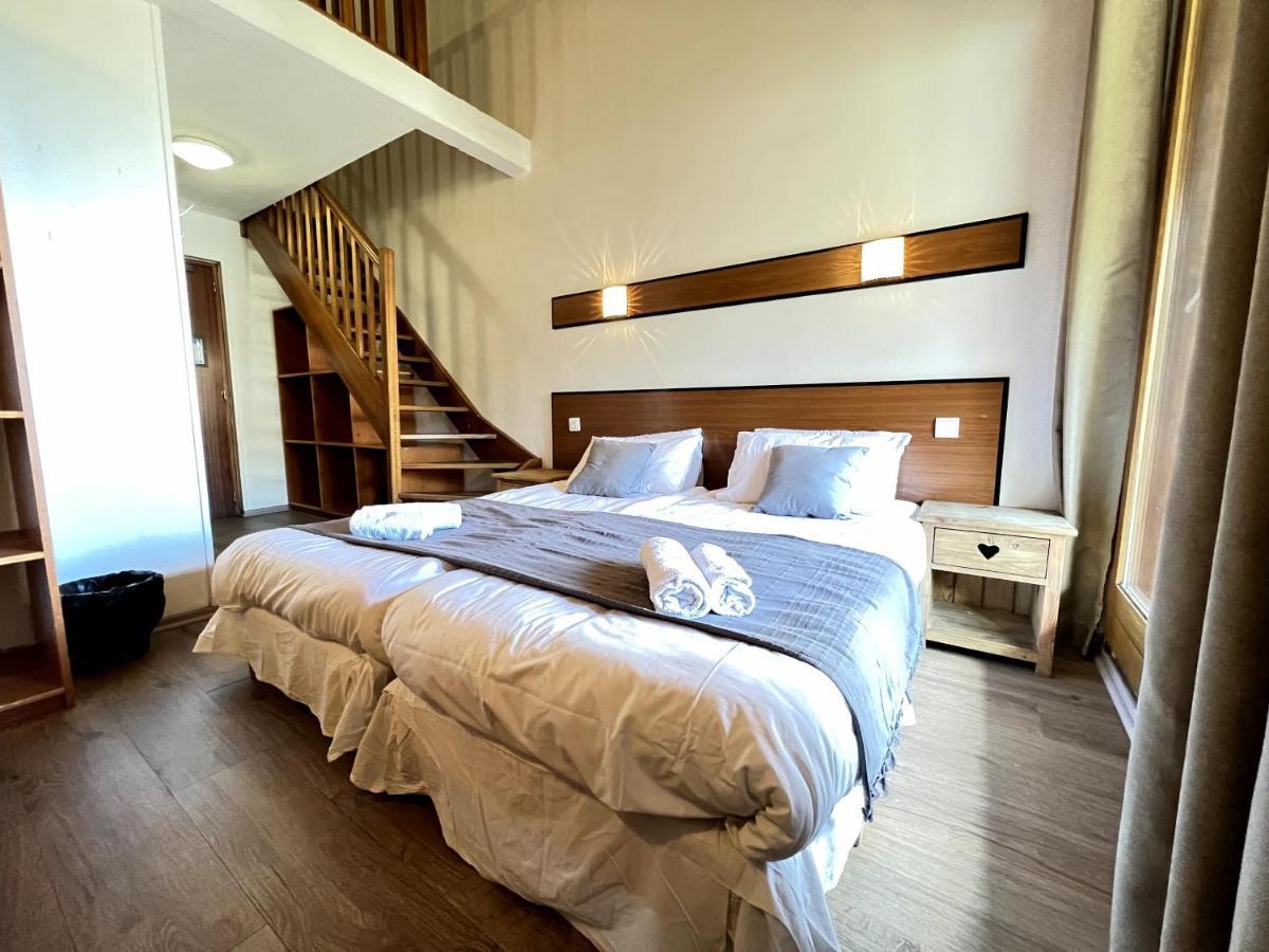 סן-מרטין-דה-בלוויל Hotel Le Piolet מראה חיצוני תמונה